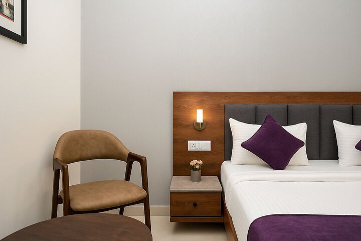 Room 11 of 22