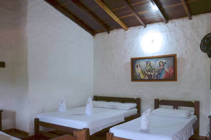 Room 19 of 100