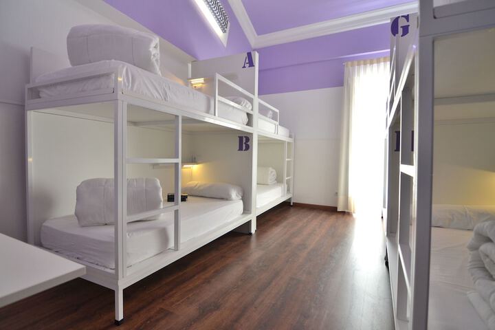 Room 19 of 53