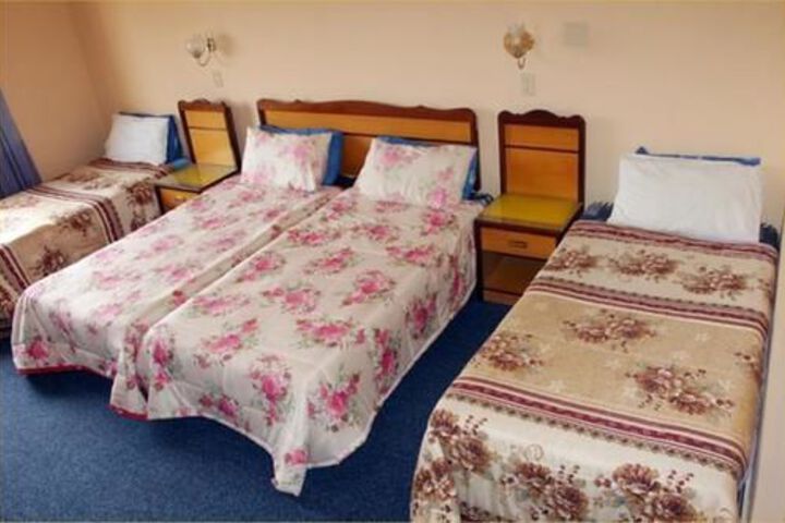 Room 2 of 5