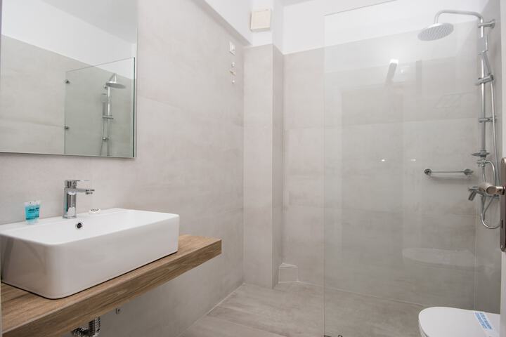 Bath Interior