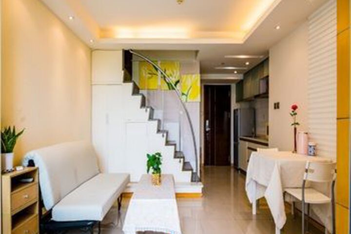 Room 43 of 47