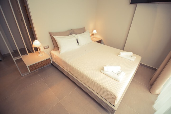 Room 7 of 57