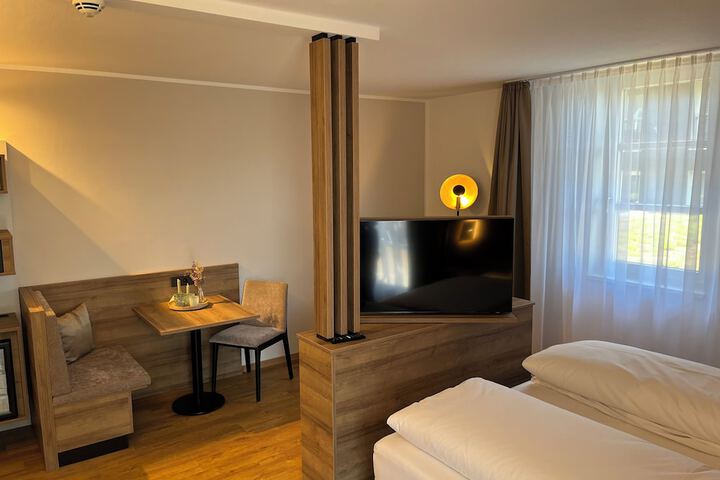 Room 31 of 54