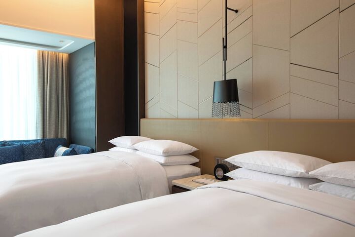Room 20 of 118