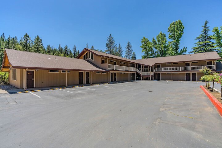 Property Grounds 31 of 32