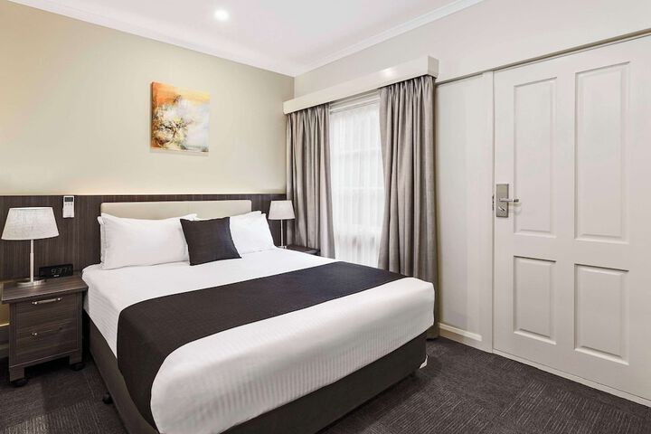 Room 20 of 35