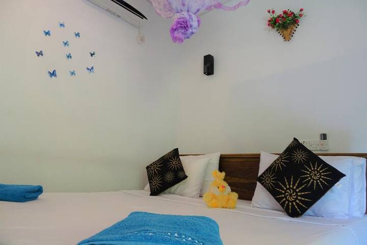 Room 15 of 41