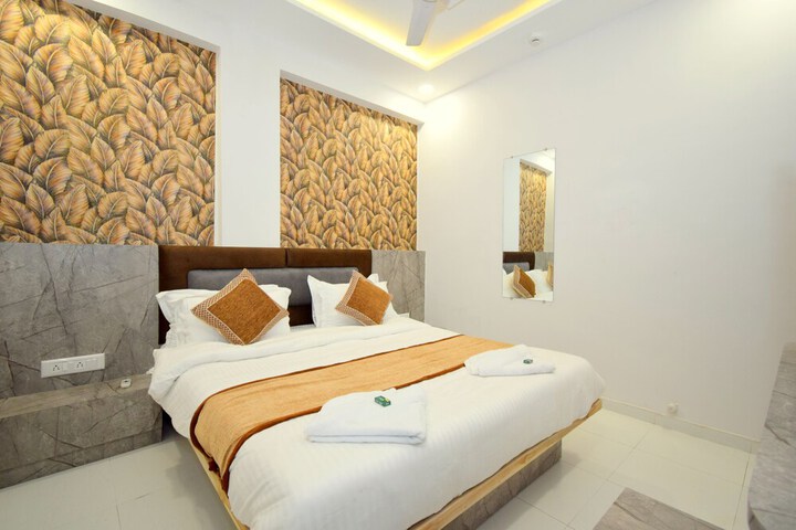 Room 7 of 22