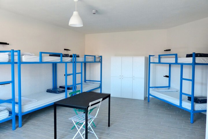 Room 13 of 64