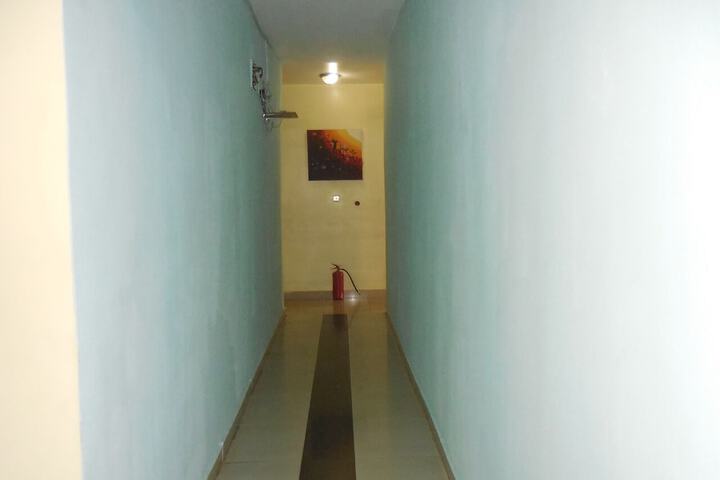 Ballroom/Hall 10 of 12