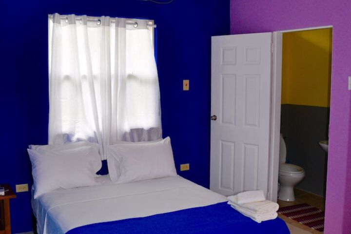 Room 21 of 96