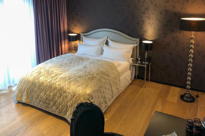 Room 16 of 91