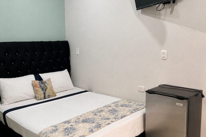 Room 18 of 50