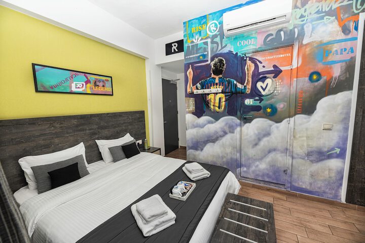 Room 29 of 198