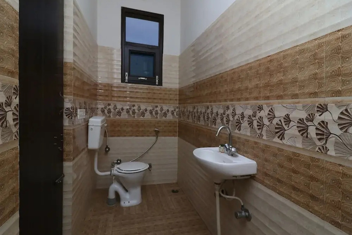 Room 7 of 15