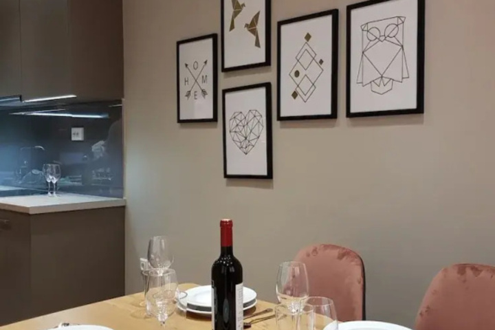 Dining 19 of 19