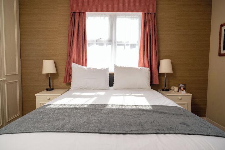 Room 7 of 49
