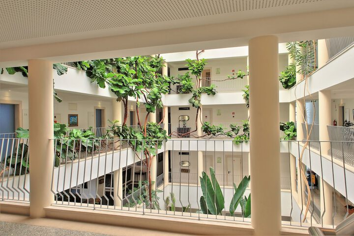 Hotel Interior 5 of 109