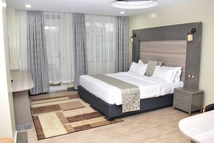 Room 12 of 51