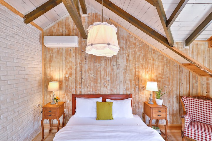 Room 20 of 74