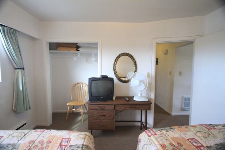 Room 4 of 21