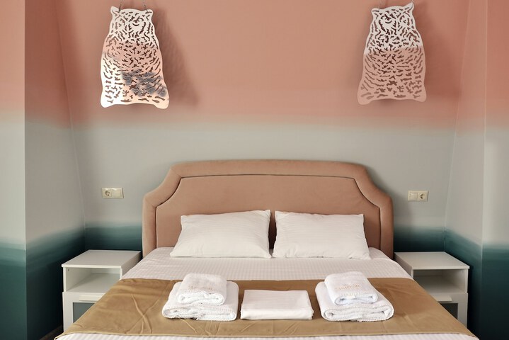Room 21 of 40
