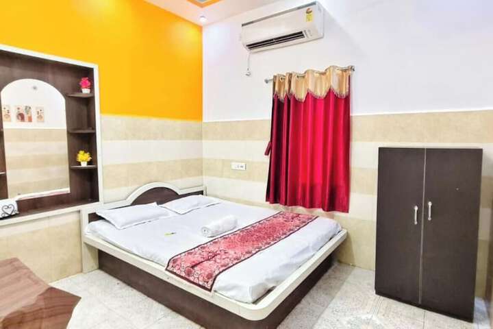 Maa Durga Guest Inn