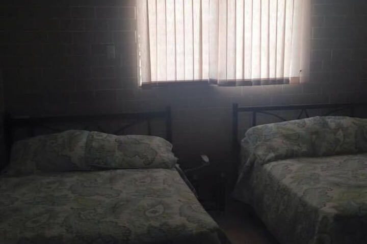 Room 5 of 17