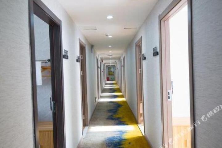 Mingle Boutique Hotel (Shenzhen Baoan Stadium)
