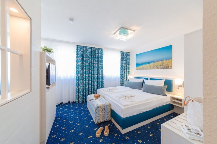 Room 12 of 46