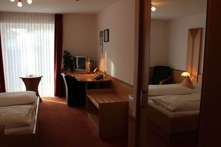 Room 15 of 47