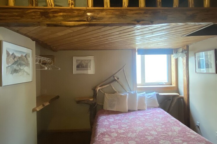 Room 21 of 60
