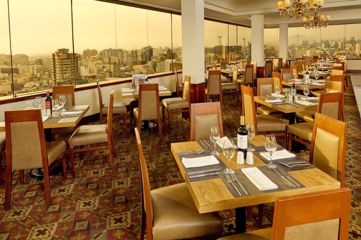 Dining 62 of 84