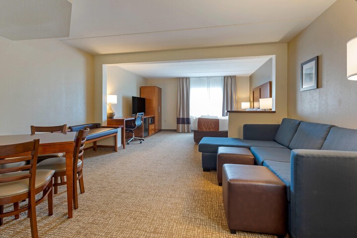 Room 53 of 73