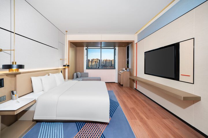Room 10 of 41
