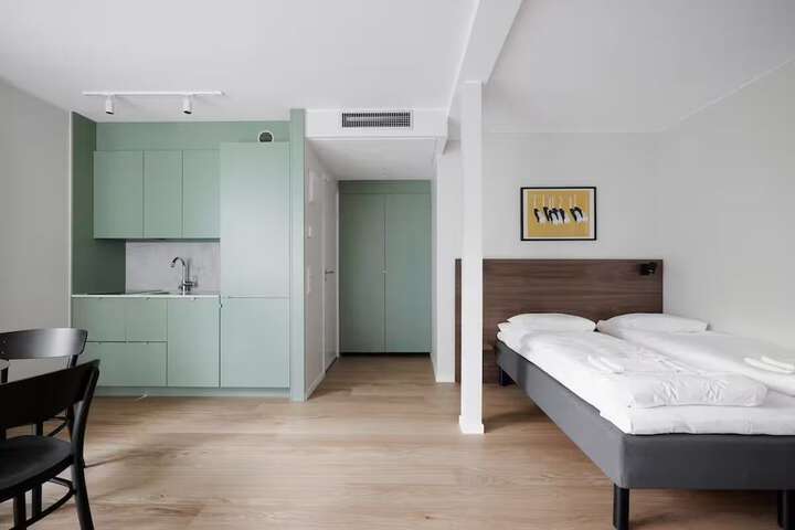 Room 75 of 162