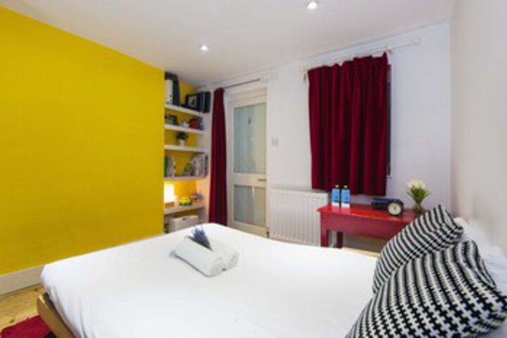 Room 18 of 24