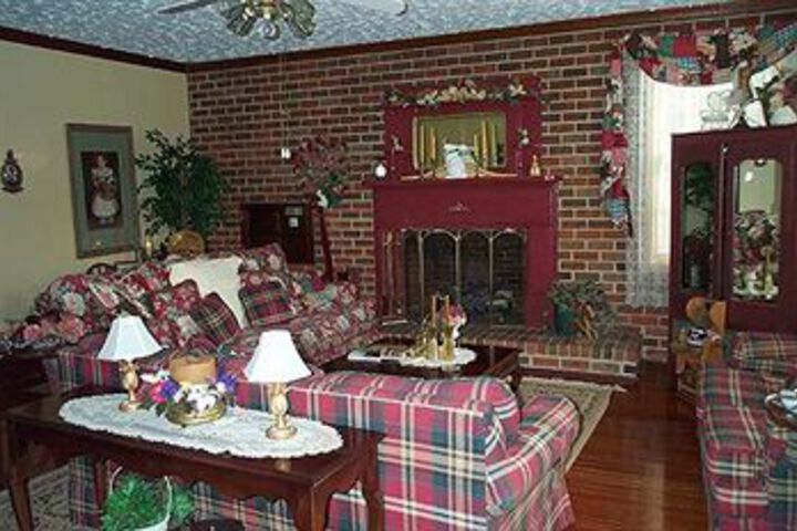 Room 19 of 28