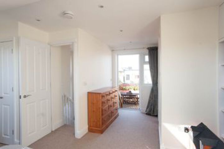 Room 7 of 17
