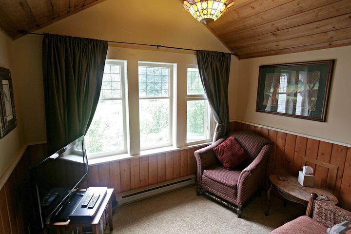 Room 48 of 90