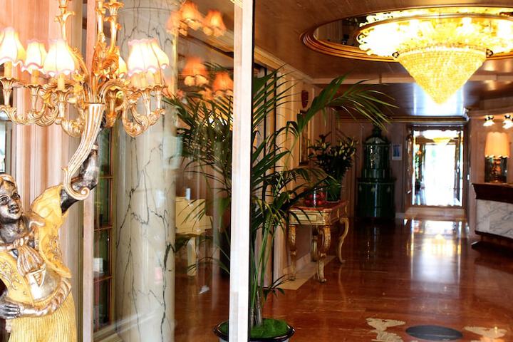 Hotel Interior 165 of 180