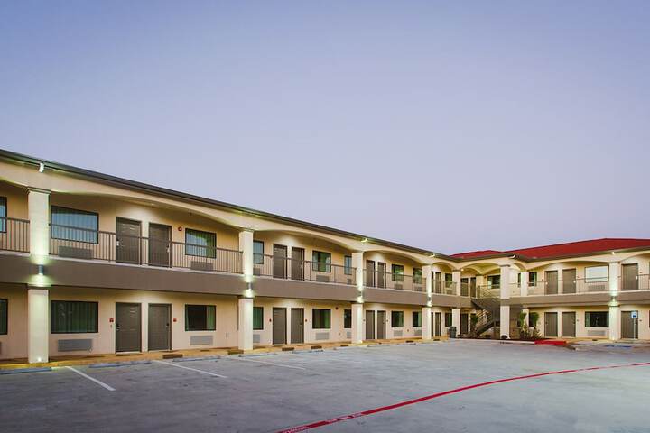 Hotel 35 of 49