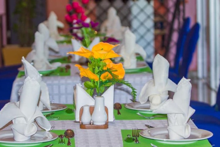 Dining Photos