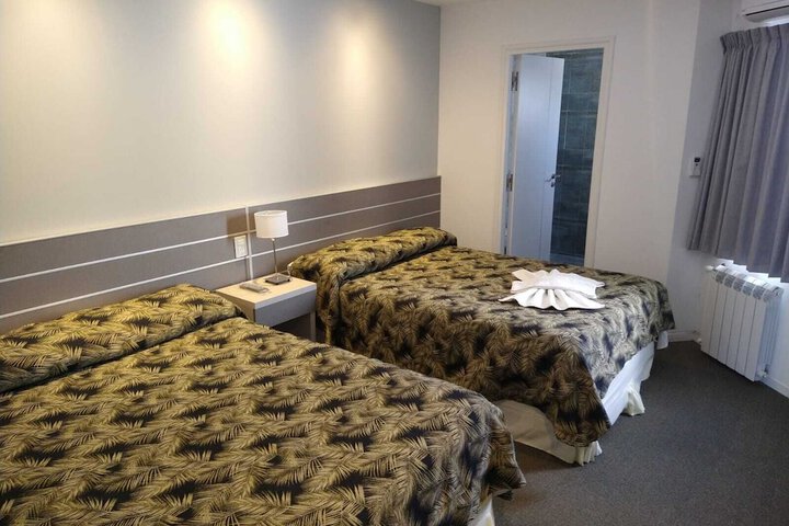 Room 9 of 29