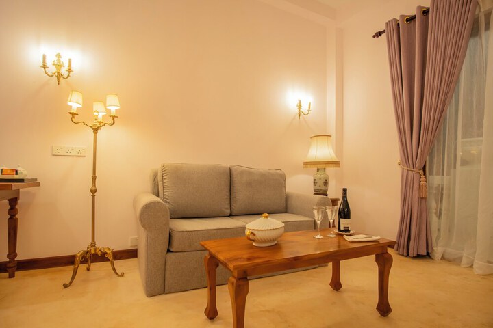 Room 10 of 47