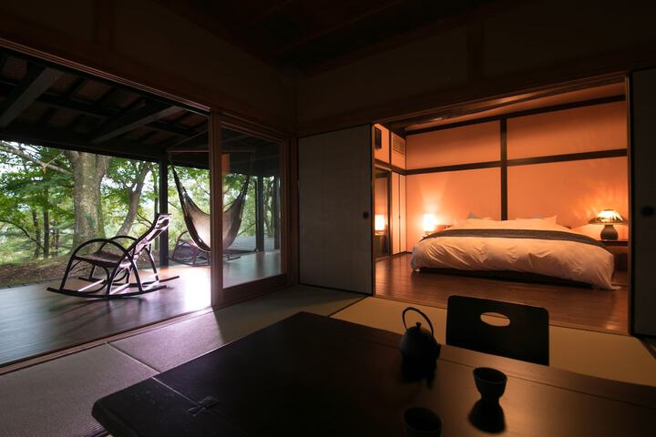 Room 21 of 86