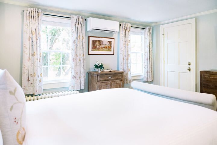 Room 75 of 176