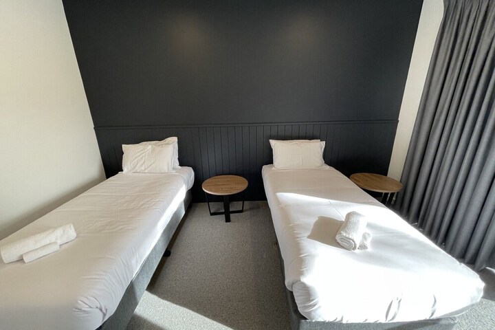 Room 3 of 36
