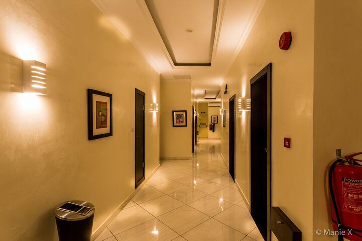 Ballroom/Hall 37 of 39